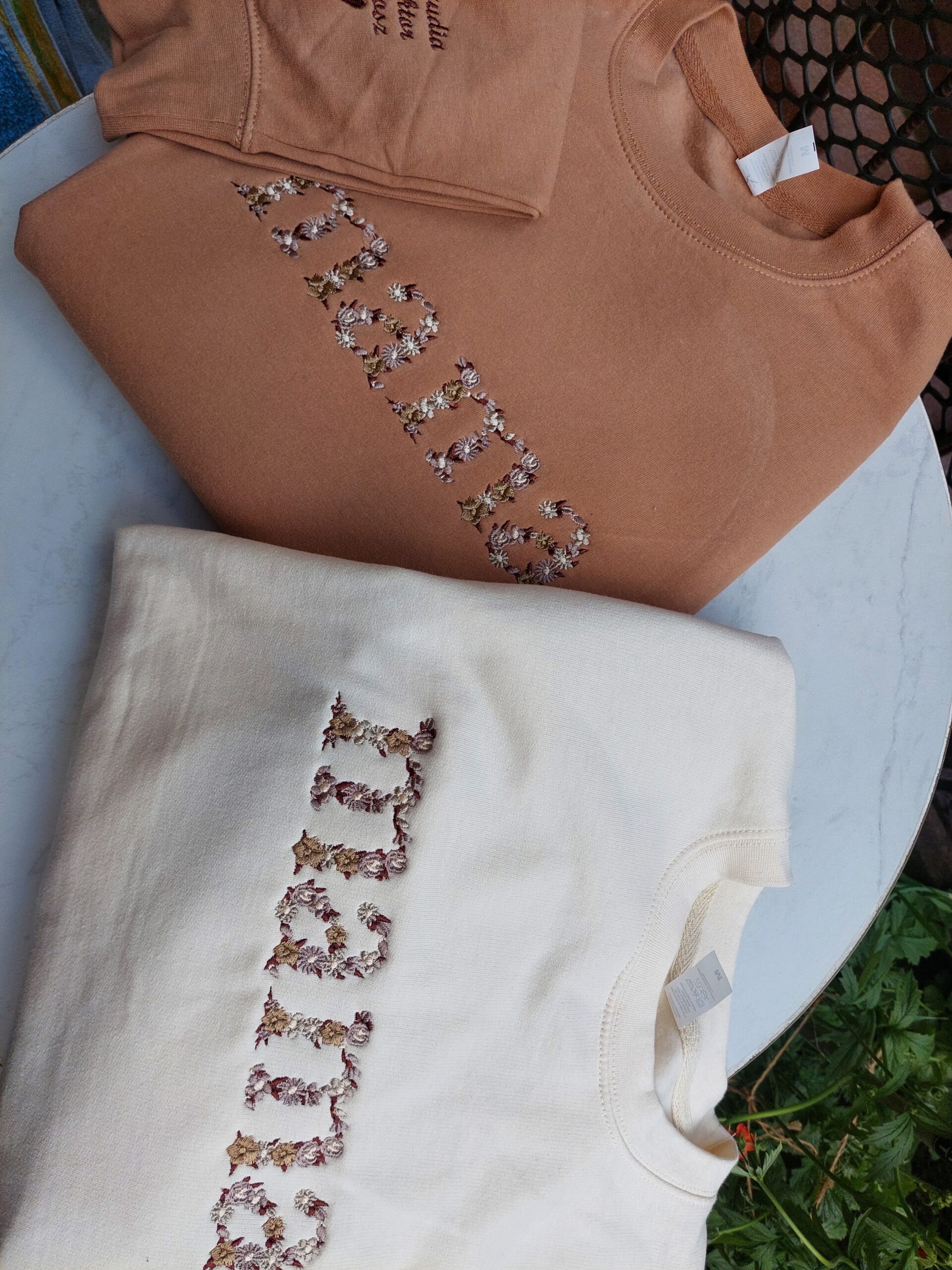 Napis Mama z kwiatów