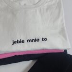 Koszulka haft jebie mnie to