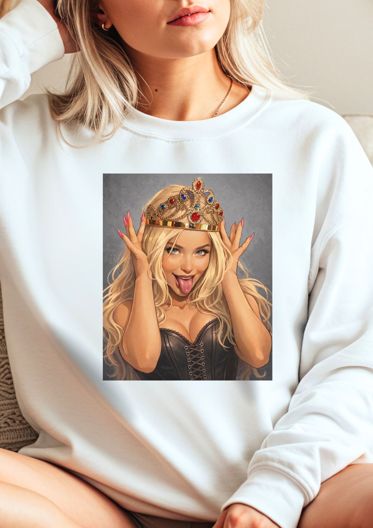 Lalka blond z koroną