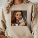 Lalka śmieszna z kotem