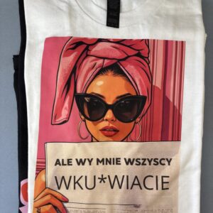 Od ręki - Lalka z gazetą - koszulka biała -  rozmiar M