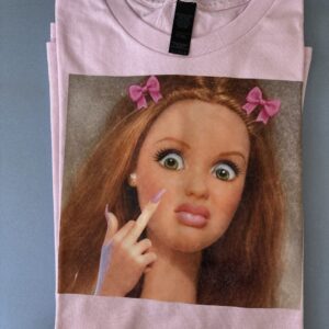 Od ręki - Lalka śmieszna z kokardkami - koszulka light pink -  rozmiar L